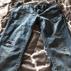 Maurice’s distressed skinny jeans